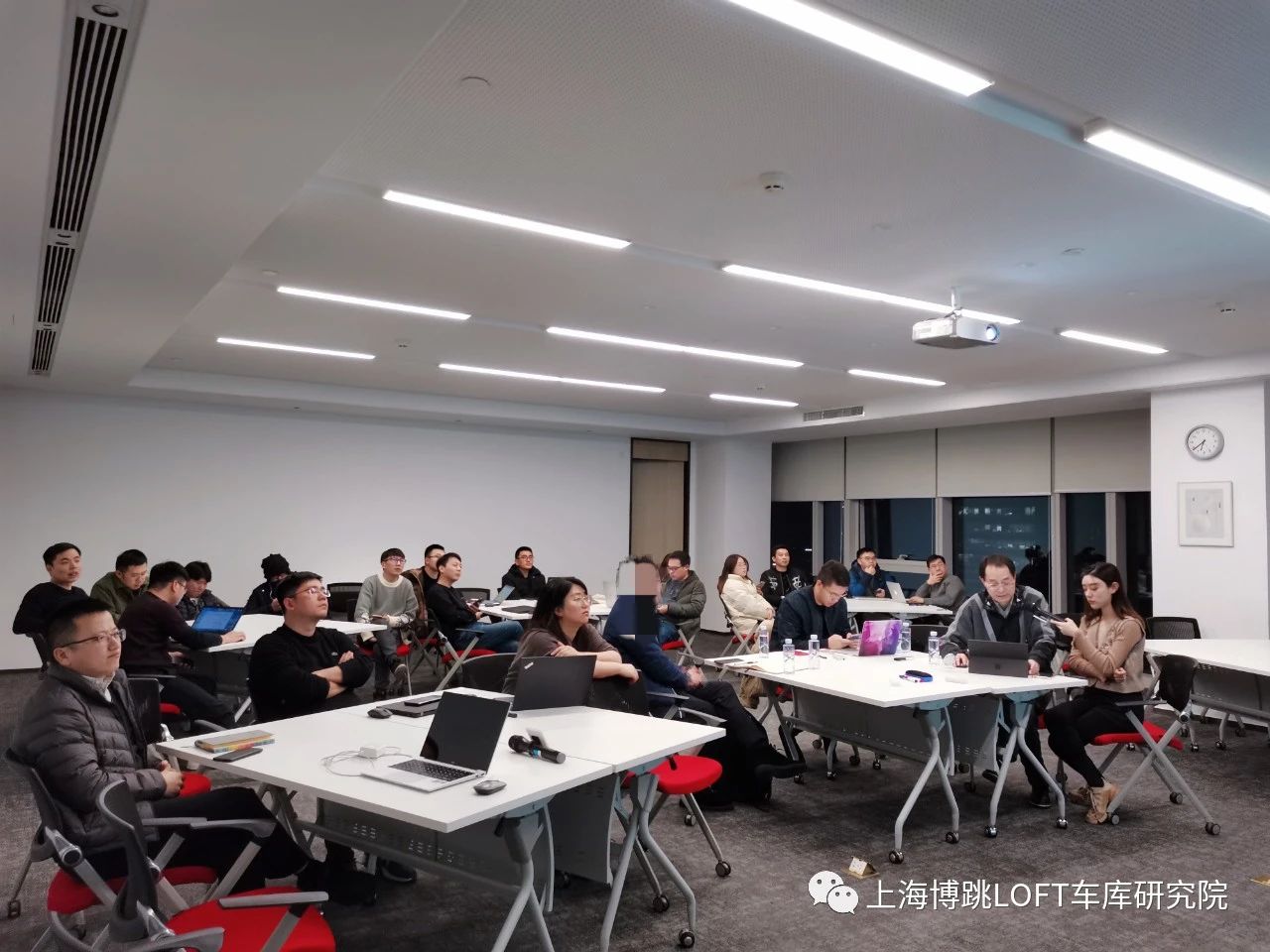 呼和浩特杭州LOFT车库专题会